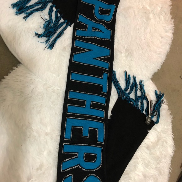 Women’s NFL Panthers scarf - Picture 2 of 5